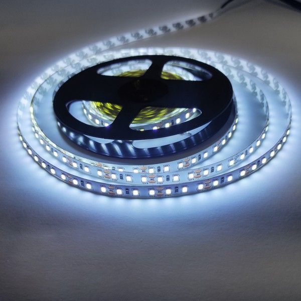 Світлодіодна стрічка Biom ST-12-2835-120-SCW-20 (12V, 120 д/м, IP20) Супер холодна ST-12-2835-120-SCW-20 фото