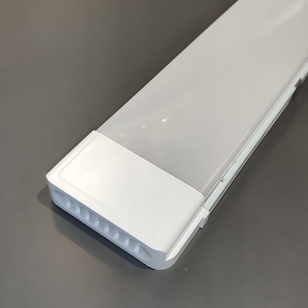 Лінійний LED світильник Biom 100W 6000K 1200mm IP20 LN-4-100-1200-6 LN-4-100-1200-6 фото