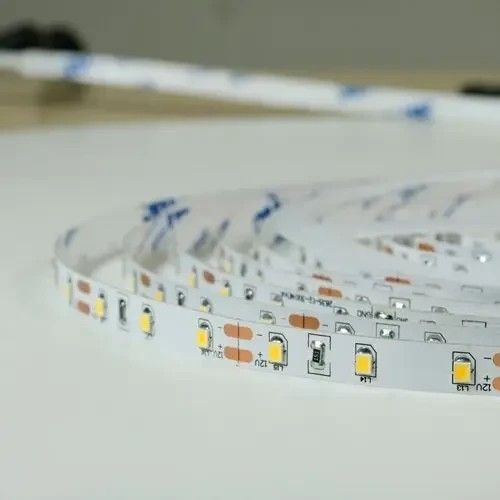 Світлодіодна стрічка Biom Professional BPS-G3-12-2835-60-WW-20 (12V, 60 д/м) тепла біла BPS-G3-12-2835-60-WW-20 фото